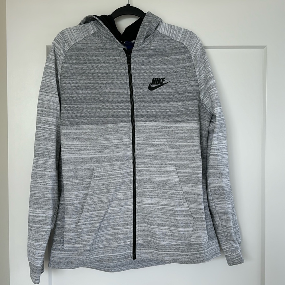 Nike Size Large Sweatshirt